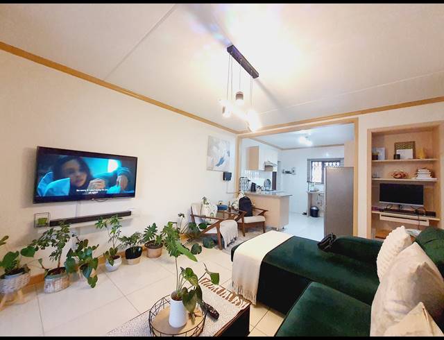 2 BEDROOM APARTMENT RENTED IN NOORDWYK